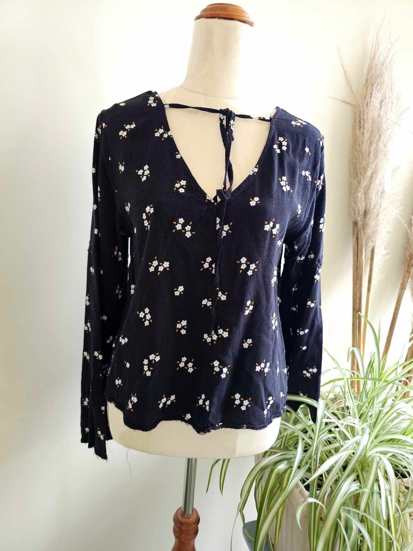 Floral floaty top