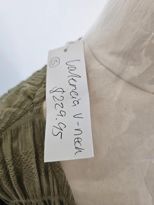 Tosca & Salome - Valencia V Neck - Brand New!!
