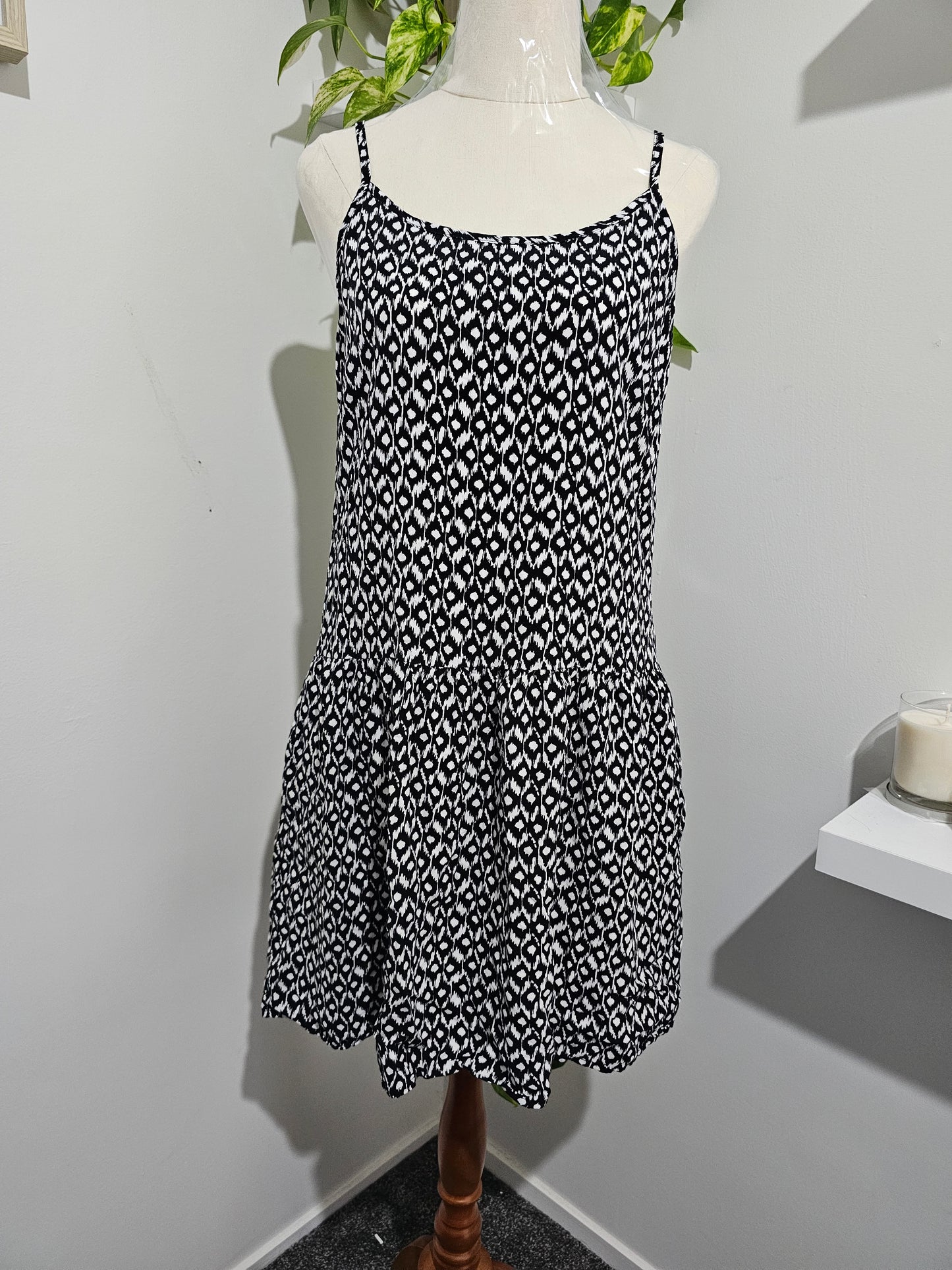 Decjuba Dress