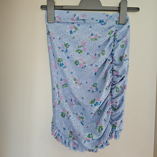Boohoo Floral Skirt - mBrand New