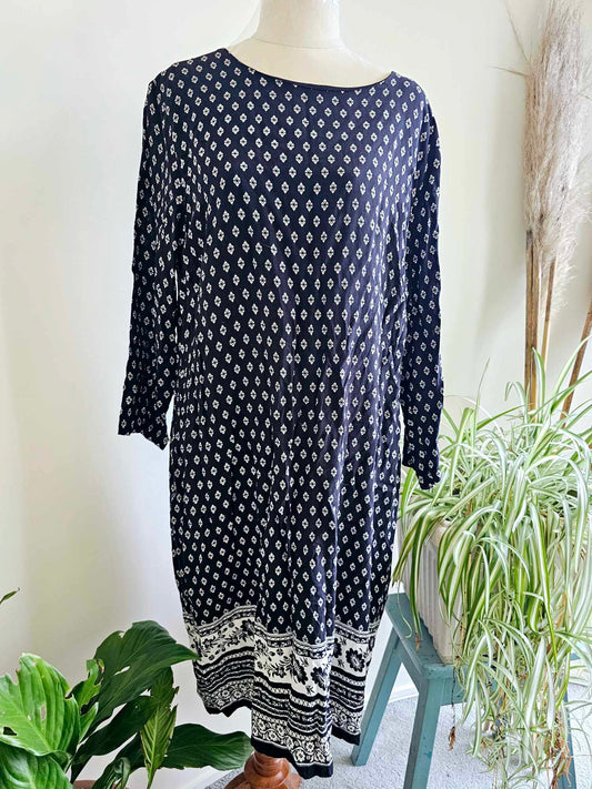 Max Dress