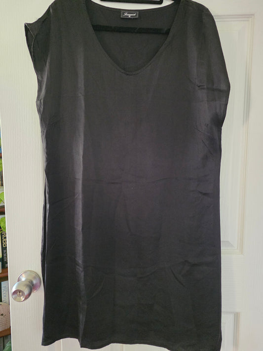 Jeanwest Minimalist V-Neck Sleeveless Tunic